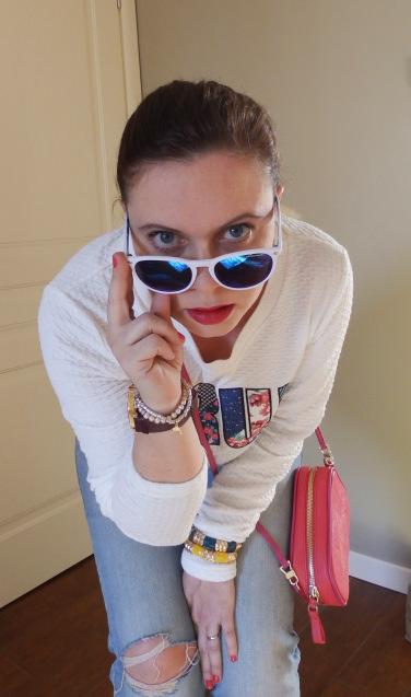 fashion blog, fashion blogger, purses in the kitchen, outfit post, felpa con scritta, stradivarius, zara, Excape, occhiali da sole camo, mini bag, orologio Millelire, Millelire, Forever 21, Levis, boyfriend jeans, 