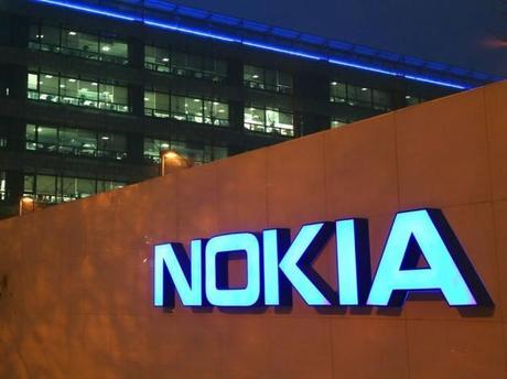 Nokia presenta tre smartphone ed inoltre Windows Phone 8.1 disponibile per tutti i modelli Lumia