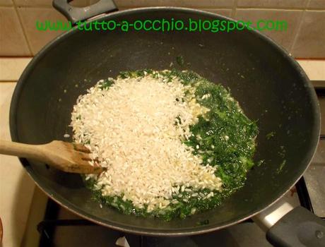 WHB #427 - Risotto alle ortiche con salsa ai formaggi