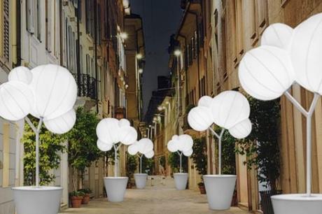 Fuori Salone: Via della Spiga un giardino di luce