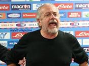 Napoli, Laurentiis aggredisce tifoso