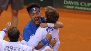 Fognini esulta dopo l'impresa, l'Italia è in semifinale