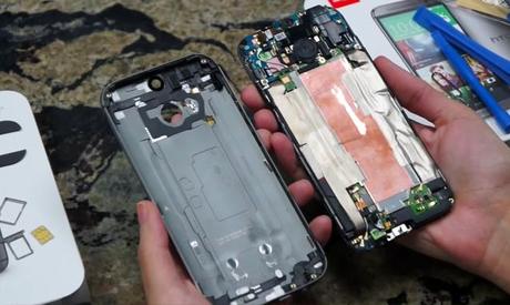 r0ivb8m HTC One M8   la (difficile) video guida allo smontaggio del terminale