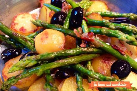 Asparagi verdi e patate in padella