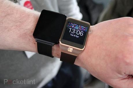 lg g watch prototype 03 600x399 LG G Watch sarà disponibile entro Luglio news  lg g watch lg 