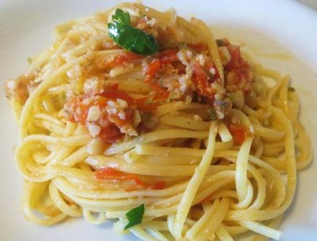 linguine con spigola e capperi