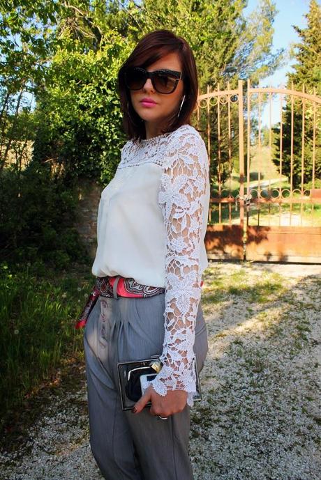 Outfit: Top crochet e harem pant grigi