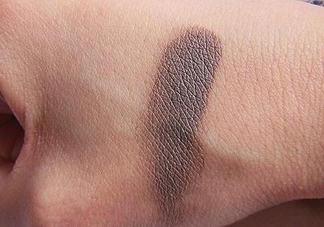 Maybelline Color Tattoo in 40# Permanent Taupe
