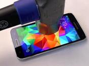 DROP TEST Galaxy viene preso martellate… batteria esplode