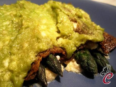 Crespelle d'orzo e canapa sativa farcite di asparagi e feta croccante: il piacere di trovare un equilibrio