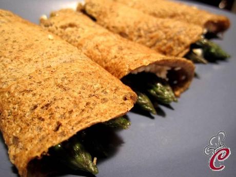 Crespelle d'orzo e canapa sativa farcite di asparagi e feta croccante: il piacere di trovare un equilibrio