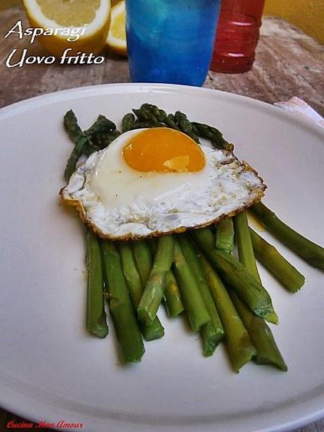 Pranzo di Primavera : Asparagi e Uovo al Tegamino