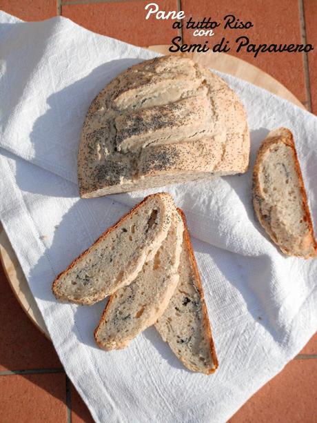 Pane a tutto riso con semi di papavero