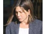 Jennifer Aniston pallida, struccata cicatrice film “Cake” (foto)