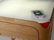 Fuori Salone Milano: ecco tavolo ricarica wirelles cellulari
