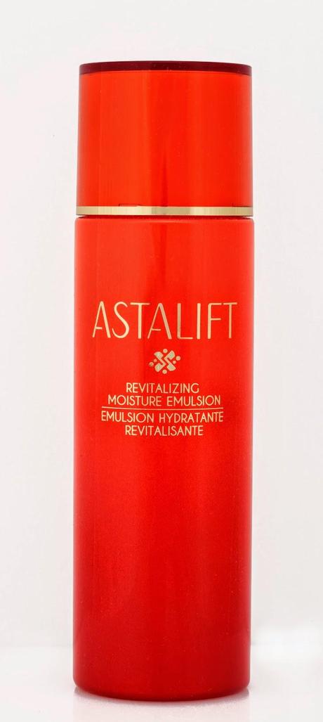 astalift revitalizing moisture emulsion, astalift creme viso, astalift italia, beauty news, bauty must have, vreme pelli miste grasse