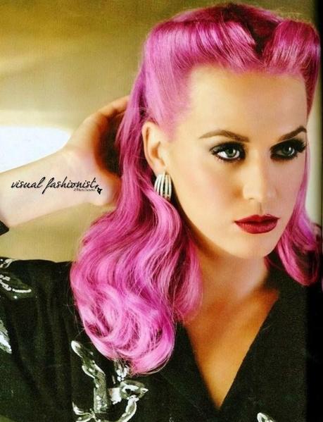 Capelli Katy Perry: colore e taglio sempre diverso, tutti i cambi da rosa a verde