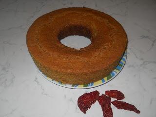 TORTA CON CURCUMA CON FORNETTO VERSILIA