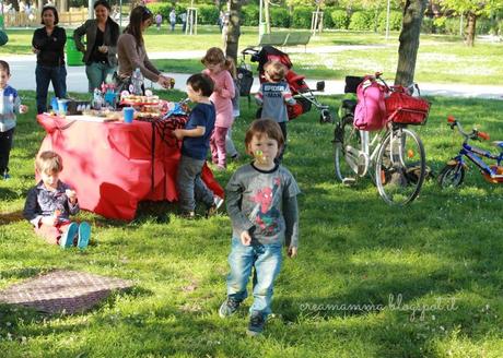 Festa di compleanno di Spiderman al parco