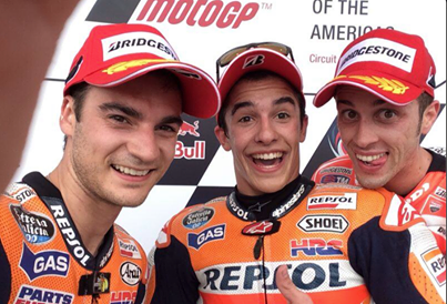 Foto: ITA/ENG Il Selfie del trio del podio... / The Podium Selfie...