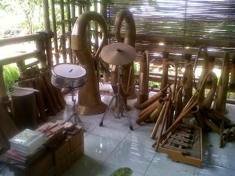 Il Kolintang strumento del North Sulawesi