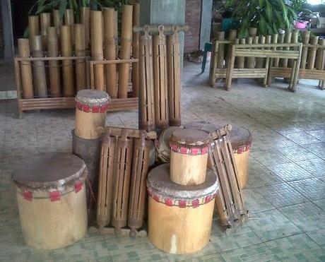Il Kolintang strumento del North Sulawesi