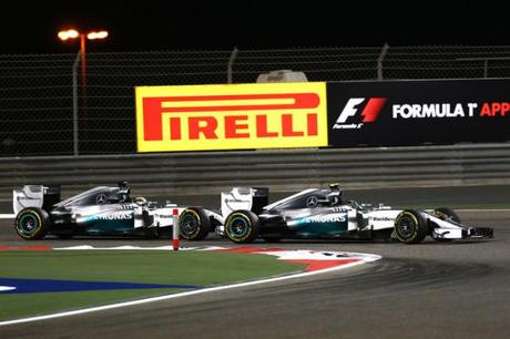 Rosberg-Hamilton_GPBahrain2014 (1)