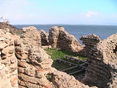 Archeologia in Sardegna. La tomba del re di Tharros