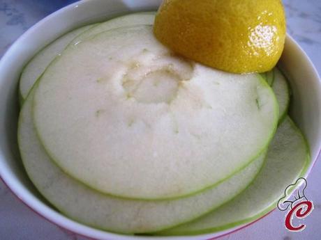 Involtini di tacchino con granella di pistacchio e chips di mela: l'importanza del presente e il valore dell'attesa