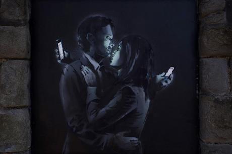 inspiration-banksy-new-work-mobile-lovers