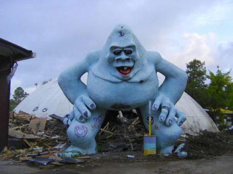 Abandoned-Luna-Park-1_mini