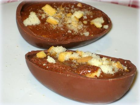 OVETTI DI PASQUA CON MOUSSE AL CIOCCOLATO