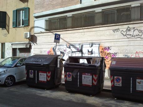 Appio Latino. Tantissime foto da un quartiere che versa in condizioni abominevoli