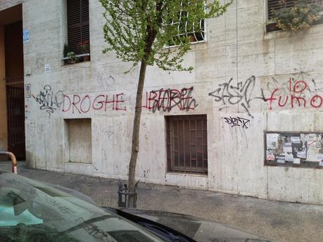 Appio Latino. Tantissime foto da un quartiere che versa in condizioni abominevoli