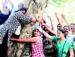 chipko_movement_women