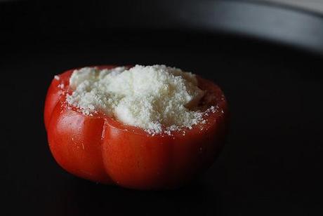 Pomodori ripieni di mozzarella e pecorino