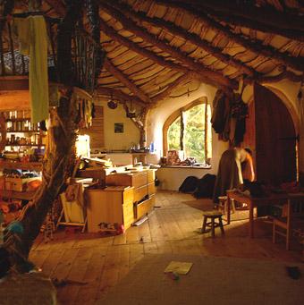 UN SOGNO CHE SI AVVERA? – La casa degli Hobbit a soli 3500 euro+Foto