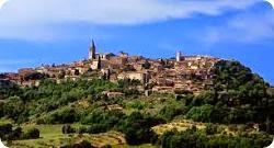 I casali della bellissima Todi e i suoi panorami