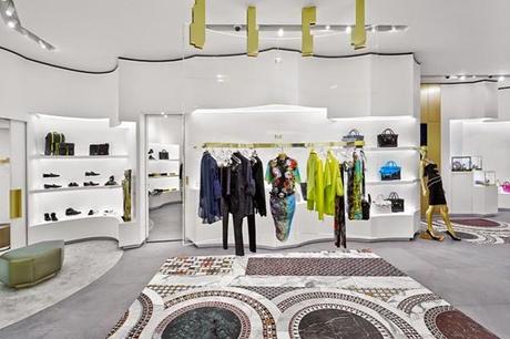 Versace: New Opening, a Istanbul