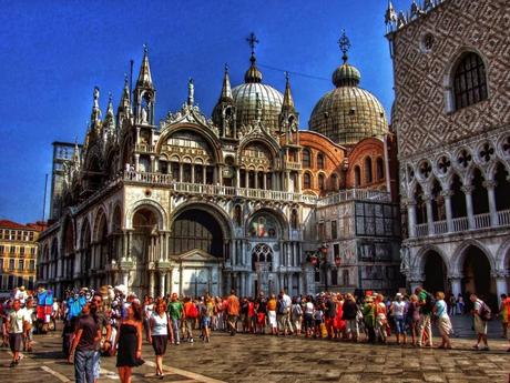 La Basilica di San Marco ed il furto delle spoglie mortali.