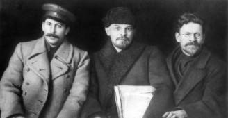 Lenin Stalin Kalinin 328x170 LENIN, IL PROTAGONISTA DELLA RIVOLUZIONE DOTTOBRE