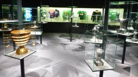 Articoli Sportivi: La Nostalgia, Business delicato (tradotto da France Football)