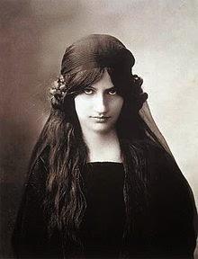 Jeanne Hébuterne - A piedi nudi