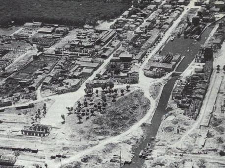 Viareggio - La zona del cavalcavia dopo i bombardamenti - Foto tratta da Nuova Viareggio Ieri N.9- novembre 1993