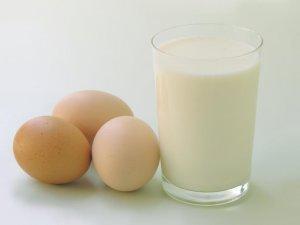 latte uova