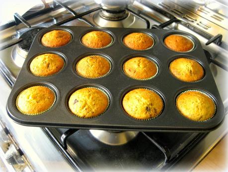 MUFFINS ALLA BANANA E GOCCE DI CIOCCOLATO