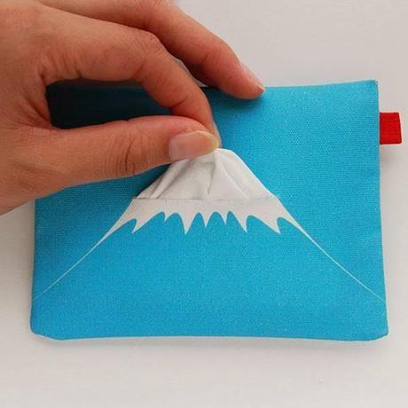 L’abito fa il monaco: Design e packaging L’abito fa il monaco: Design e packaging