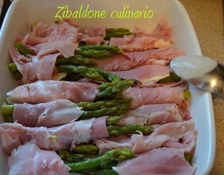 Asparagi fasciati al forno per un Menu di Primavera