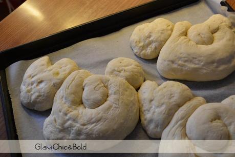 Coniglietti di pane dopo lievitazione