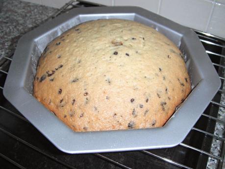 Torta sofficissima all'acqua con scaglie di cioccolato